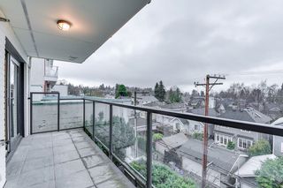 Photo 4: 309 4355 W 10TH Avenue in Vancouver: Point Grey Condo for sale in "IRON & WHYTE" (Vancouver West)  : MLS®# R2794731