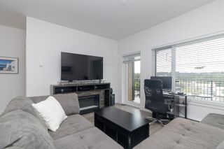 Photo 3: 404 290 Wilfert Rd in View Royal: VR Six Mile Condo for sale : MLS®# 908112