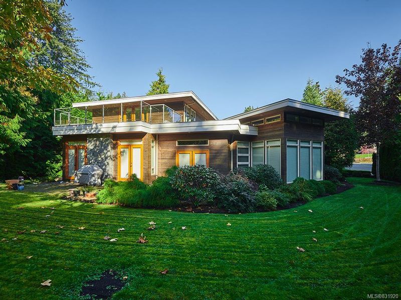 FEATURED LISTING: 4850 Story Lane Saanich