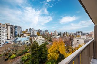 Photo 17: 806 1251 CARDERO Street in Vancouver: West End VW Condo for sale in "Surfcrest" (Vancouver West)  : MLS®# R2740500
