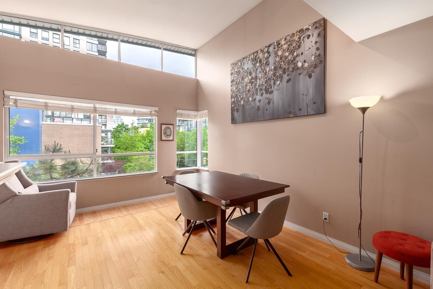Main Photo: 24 1388 W 6TH Avenue in Vancouver: Fairview VW Condo for sale in "The Nottingham" (Vancouver West)  : MLS®# R2786500