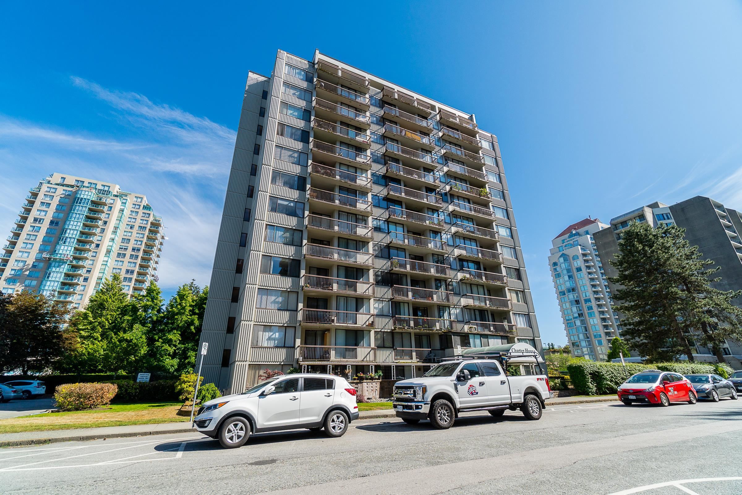 Main Photo: 502 620 SEVENTH AVENUE in New Westminster: Uptown NW Condo for sale : MLS®# R2785981