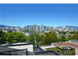 Photo 1: 205 1190 W 6 Avenue in Vancouver: Fairview VW Townhouse for sale in "ALDER CROSSING" (Vancouver West)  : MLS®# V978400