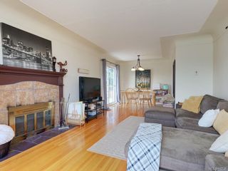 Photo 3: 1084 Verdier Ave in Central Saanich: CS Brentwood Bay Single Family Residence for sale : MLS®# 964738