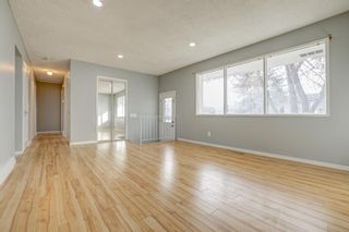 Photo 3: 371 Penswood Way SE in Calgary: Penbrooke Meadows Detached for sale : MLS®# A2013464