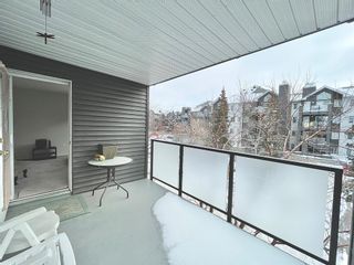 Photo 18: 306 10 Sierra Morena Mews SW in Calgary: Signal Hill Apartment for sale : MLS®# A2021625