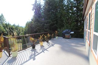 Photo 29: 7596 Mountain Drive in Anglemont: North Shuswap House for sale (Shuswap)  : MLS®# 10142790