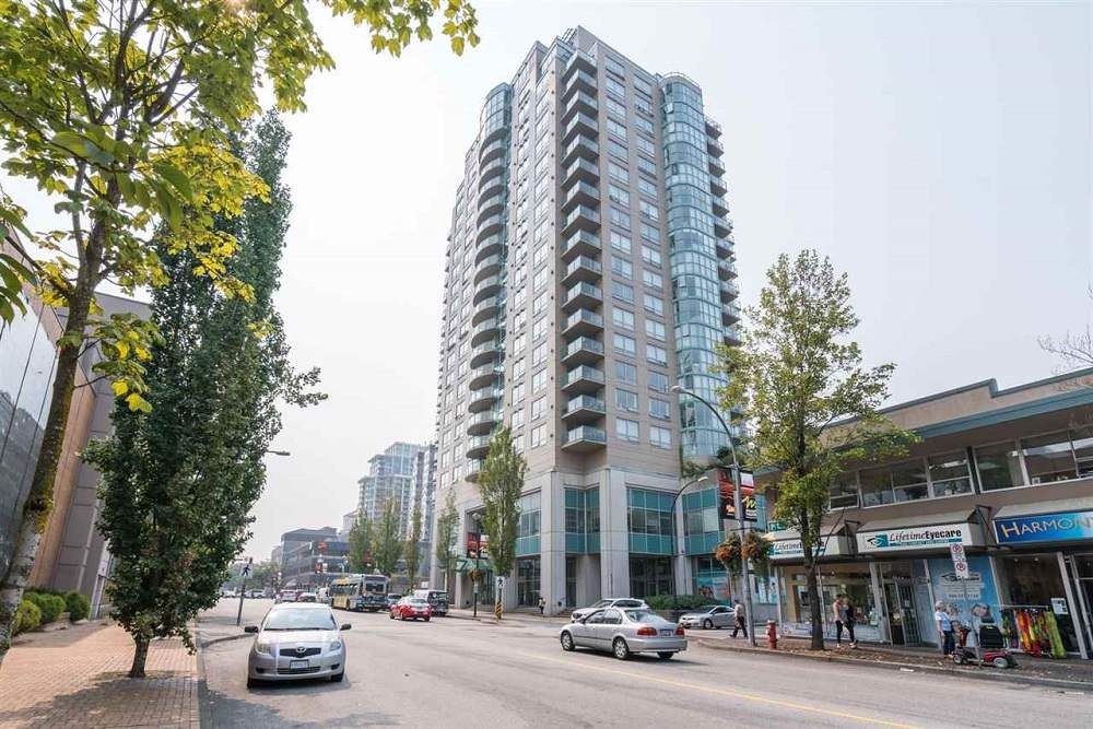 Main Photo: 1105 612 SIXTH Street in New Westminster: Uptown NW Condo for sale in "The Woodward" : MLS®# R2332796