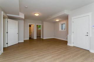 Photo 17: 300 LAURENTIAN Crescent in Coquitlam: Central Coquitlam House for sale : MLS®# R2181812