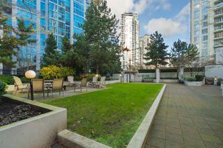 Photo 17: 204 1295 RICHARDS Street in Vancouver: Downtown VW Condo for sale in "THE OSCAR" (Vancouver West)  : MLS®# R2124812