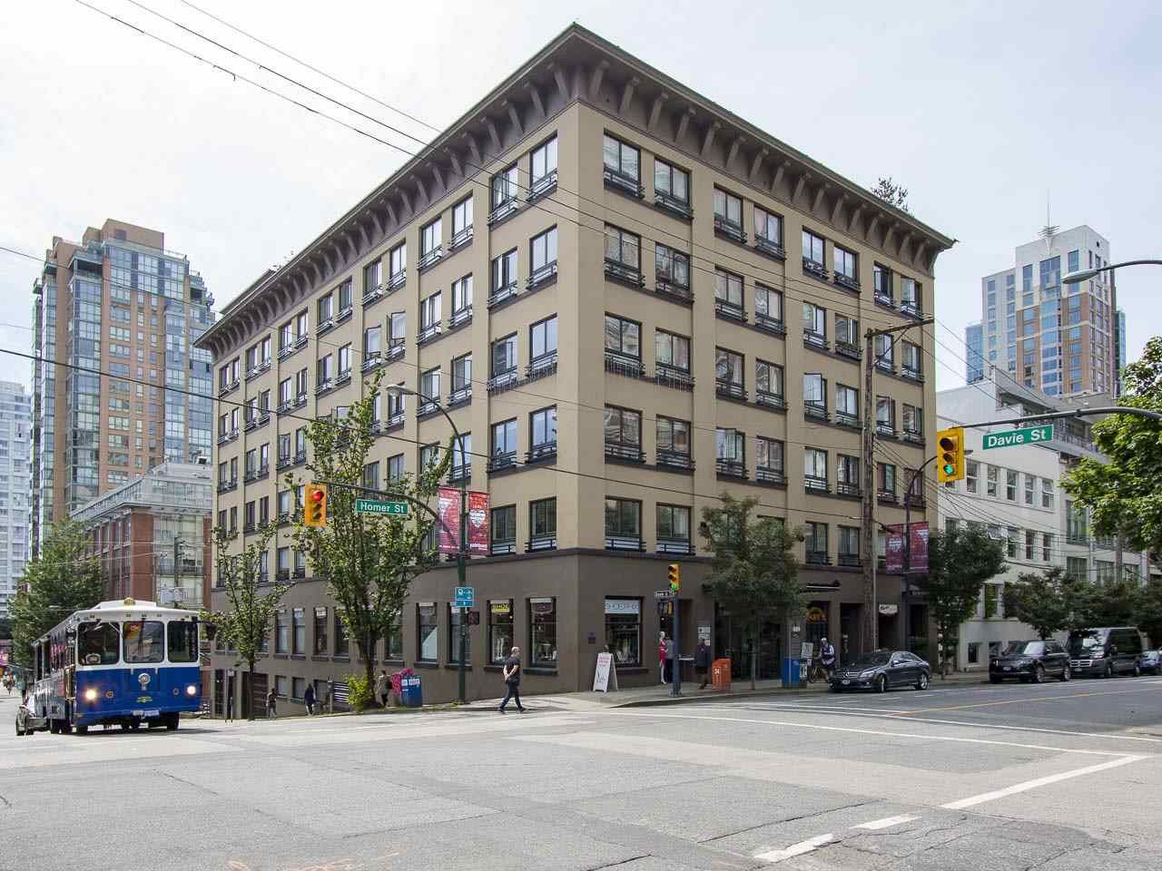 Main Photo: 411 1216 HOMER Street in Vancouver: Yaletown Condo for sale in "Murchies Building" (Vancouver West)  : MLS®# R2076567