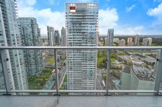 Photo 4: 3404 6000 MCKAY Avenue in Burnaby: Metrotown Condo for sale in "STATION SQUARE 5" (Burnaby South)  : MLS®# R2876093