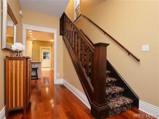 Photo 18: 1423 Thurlow Rd in VICTORIA: Vi Fairfield West House for sale (Victoria)  : MLS®# 717498
