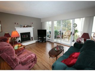 Photo 4: 210 32025 TIMS Avenue in Abbotsford: Abbotsford West Condo for sale in "Elmwood Manor" : MLS®# F1402309