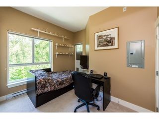 Photo 16: 502 2362 WHYTE Avenue in Port Coquitlam: Central Pt Coquitlam Condo for sale in "AQUILA" : MLS®# R2268294