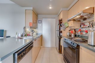 Photo 7: 3005 1008 CAMBIE Street in Vancouver: Yaletown Condo for sale in "WATERWORKS" (Vancouver West)  : MLS®# R2214734