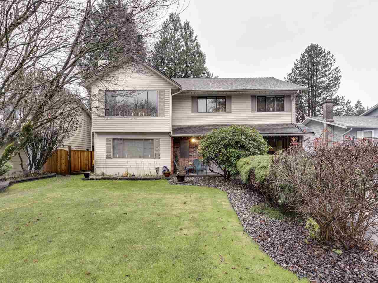 Main Photo: 1048 SPRUCE Avenue in Port Coquitlam: Lincoln Park PQ House for sale in "Lincoln Park" : MLS®# R2522974