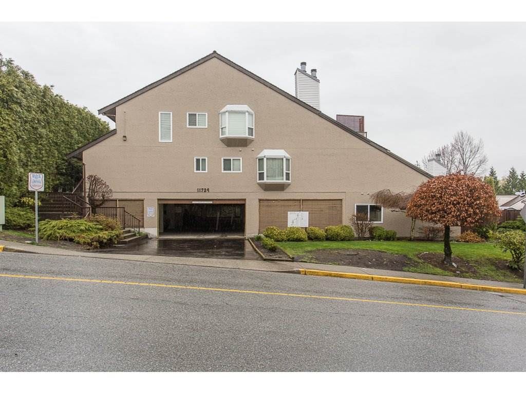 Main Photo: 306 11724 225 STREET in Maple Ridge: East Central Condo for sale : MLS®# R2253761