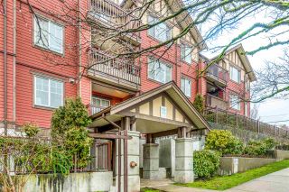 Photo 1: PH1 1205 FIFTH Avenue in New Westminster: Uptown NW Condo for sale in "River Vista" : MLS®# R2547169