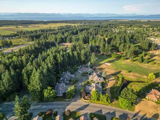 Photo 36: 6 500 Crown Isle Dr in Courtenay: CV Crown Isle Row/Townhouse for sale (Comox Valley)  : MLS®# 936080
