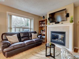 Photo 8: 106 2721 Jacklin Rd in VICTORIA: La Langford Proper Row/Townhouse for sale (Langford)  : MLS®# 833340
