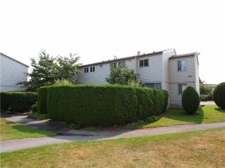 Photo 1: 106 3449 E 49TH Avenue in Vancouver: Killarney VE Townhouse for sale in "Park Place" (Vancouver East)  : MLS®# V1081760