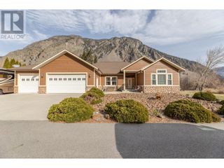 Photo 1: 3210 / 3208 Cory Road in Keremeos: House for sale : MLS®# 10306680