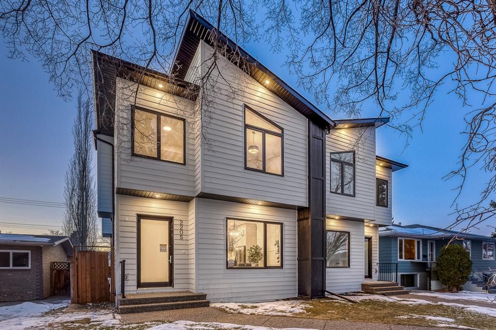 Main Photo: 2205 7 Street NE in Calgary: Winston Heights/Mountview Semi Detached for sale : MLS®# A1051772