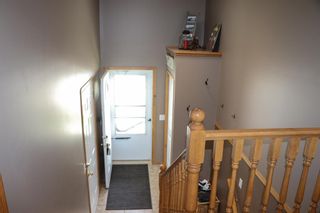 Photo 2: 27 HILLVIEW Road: Strathmore Semi Detached for sale : MLS®# A1227065