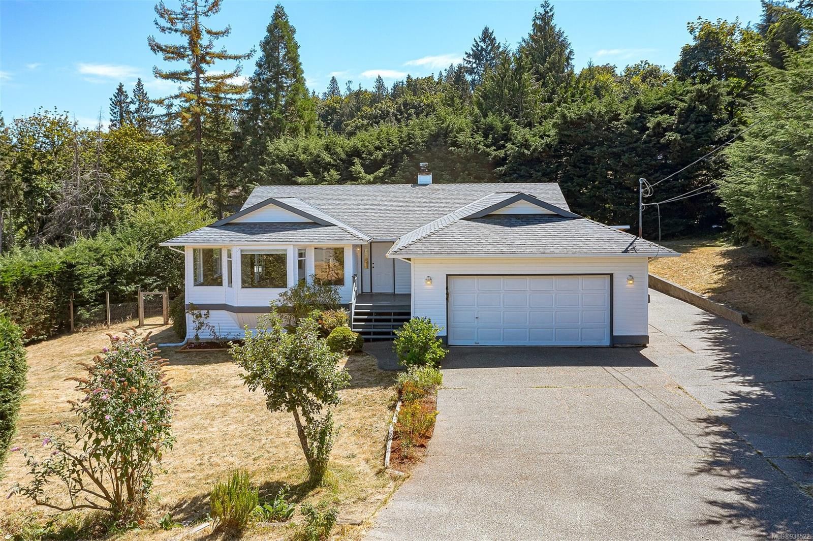 Main Photo: 644 Hunter Pl in Mill Bay: ML Mill Bay House for sale (Malahat & Area)  : MLS®# 938522