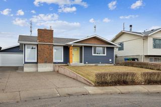 Main Photo: 584 Bracewood Drive SW in Calgary: Braeside Detached for sale : MLS®# A2125052