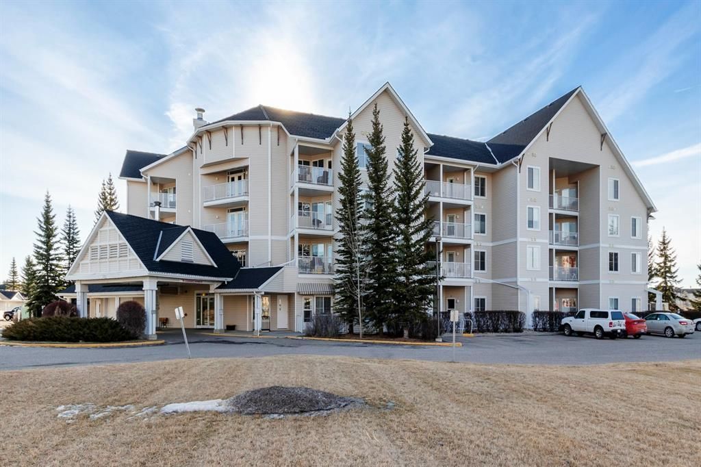Main Photo: 411 305 1 Avenue NW: Airdrie Apartment for sale : MLS®# A1190480
