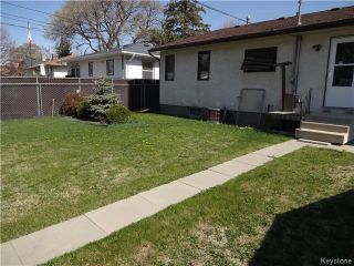 Photo 12: 236 Kimberly Avenue in Winnipeg: East Kildonan Residential for sale (North East Winnipeg)  : MLS®# 1611592