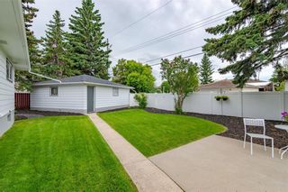 Photo 41: 112 WINCHESTER Crescent SW in Calgary: Westgate Detached for sale : MLS®# C4303436