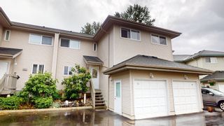Main Photo: 51 41449 GOVERNMENT Road in Squamish: Brackendale Townhouse for sale : MLS®# R2890309