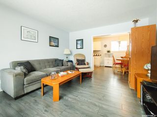 Photo 4: 33 HOWELL Avenue in Saskatoon: Hudson Bay Park Residential for sale : MLS®# SK916394