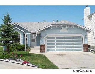 Photo 1: 92 ELDORADO Close NE in CALGARY: Monterey Park Residential Detached Single Family for sale (Calgary)  : MLS®# C3412704