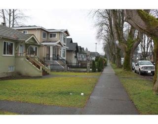 Photo 7: 3539 W 10TH AV in Vancouver: House for sale : MLS®# V931077