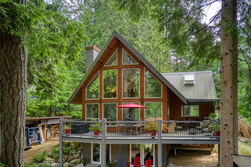 FEATURED LISTING: 492 SHAWANABE Road Gambier Island