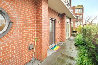 Photo 2: 218 E 12TH Avenue in Vancouver: Mount Pleasant VE Townhouse for sale in "DOMAIN" (Vancouver East)  : MLS®# R2229708