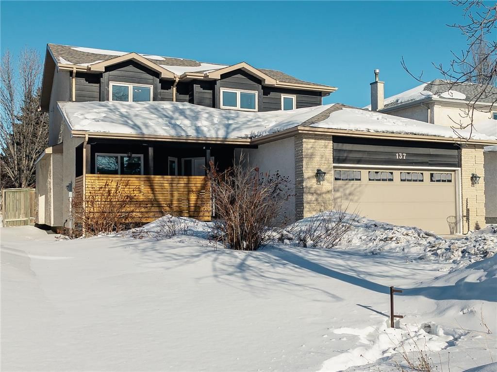Main Photo: 137 Westchester Drive in Winnipeg: Linden Woods House for sale (1M)  : MLS®# 202302898