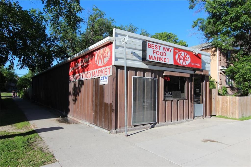 Main Photo: 553 William Avenue in Winnipeg: Industrial / Commercial / Investment for sale (5D)  : MLS®# 202214409