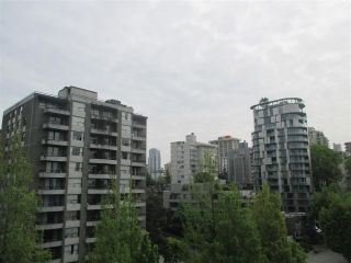 Photo 9: 804 1330 HARWOOD Street in Vancouver: West End VW Condo for sale in "Westsea Tower" (Vancouver West)  : MLS®# R2168898
