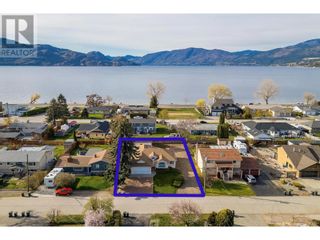 Photo 4: 4123 San Clemente Avenue in Peachland: House for sale : MLS®# 10309722