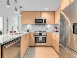 Photo 7: 1507 1708 ONTARIO Street in Vancouver: Mount Pleasant VE Condo for sale in "PINNACLE ON THE PARK" (Vancouver East)  : MLS®# R2855888
