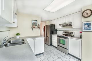 Photo 14: 701 567 LONSDALE Avenue in North Vancouver: Lower Lonsdale Condo for sale : MLS®# R2598849