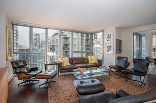 Photo 5: 1902 930 CAMBIE Street in Vancouver: Yaletown Condo for sale in "Pacific Place Landmark II" (Vancouver West)  : MLS®# R2361842