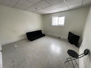 Photo 4: 531 Spence Street in Winnipeg: West End Residential for sale (5A)  : MLS®# 202329273