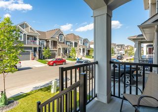 Photo 2: 103 Yorkstone Way SW in Calgary: Yorkville Detached for sale : MLS®# A1243912