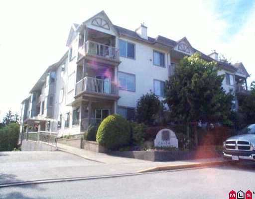 Main Photo: 104 5489 201ST ST in Langley: Langley City Condo for sale in "Canim Court" : MLS®# F2523479